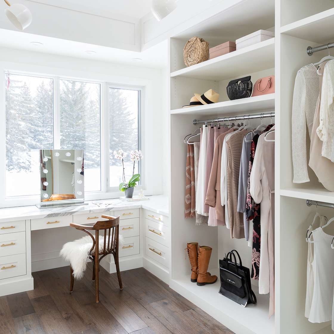 Reena Sotropa定制衣柜设计。