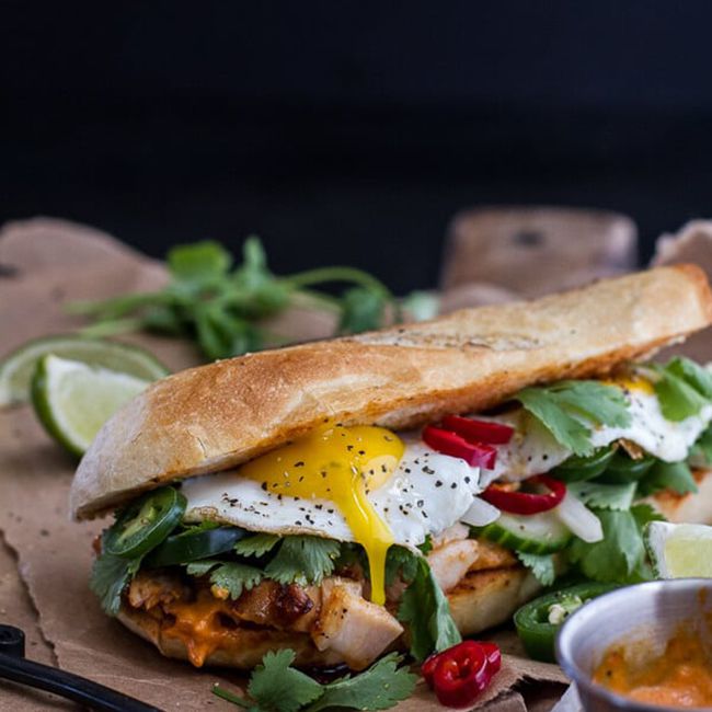 mahi mahi bahn mi，辣味蛋黄酱