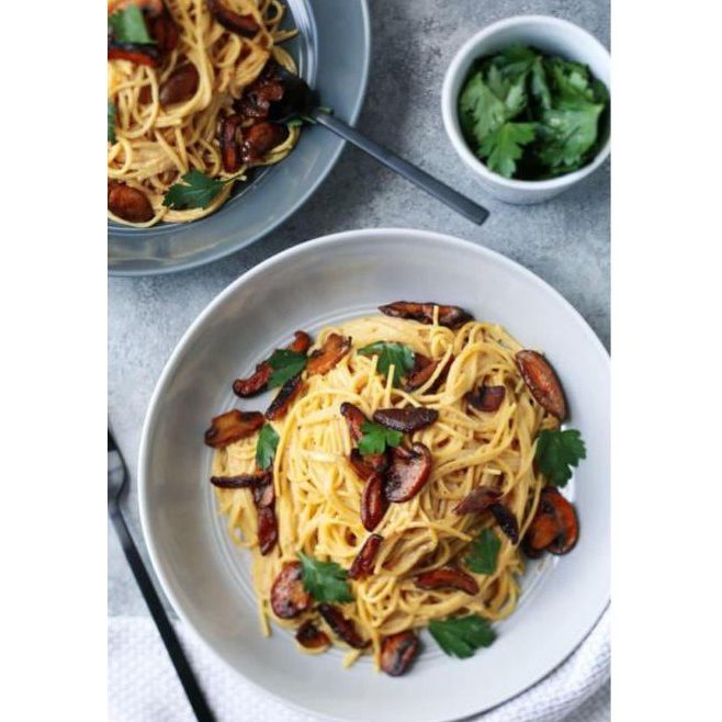 奶油素食主义者培根蛋面食谱