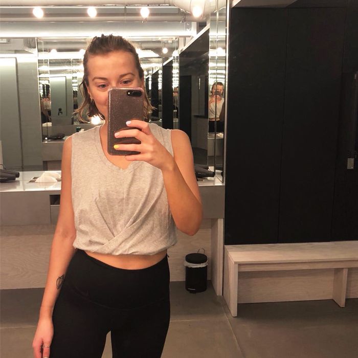 最佳运动胸罩:健身房的Alyss Bowen