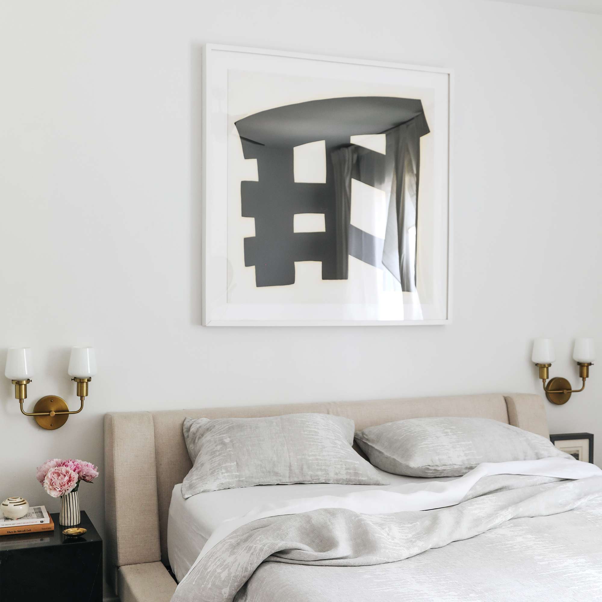 卧室用白色亚麻布