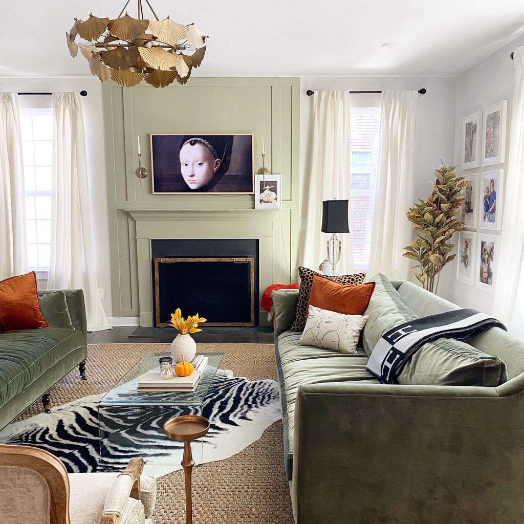 最佳客厅的想法 - 鼠尾草绿色客厅与橄榄沙发