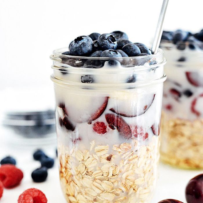 浆果一夜之间燕麦配方