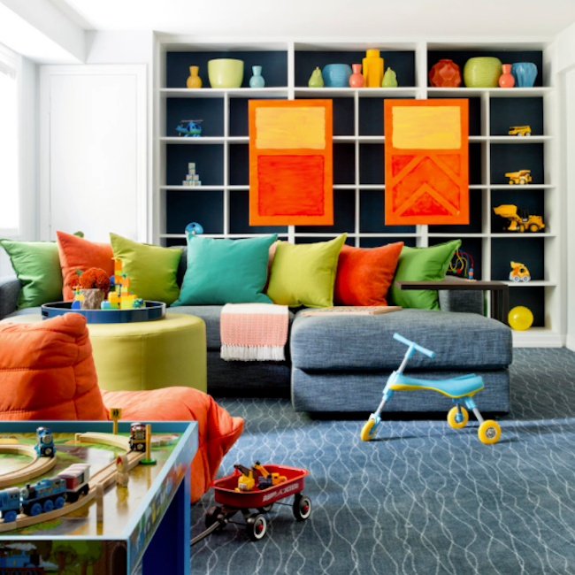 霓虹色的儿童游戏室