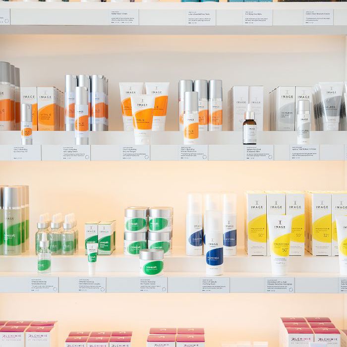 护肤品在鼎盛洛杉矶