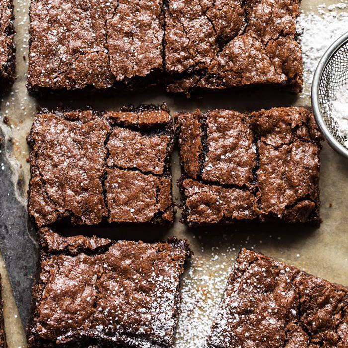 褶皱顶部布朗尼