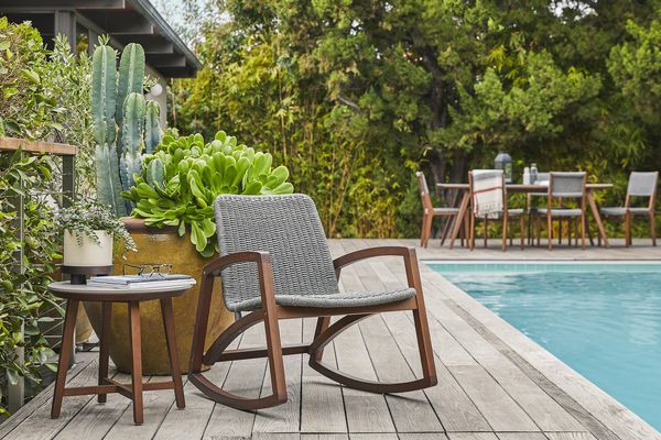 Lynea雀斑灰色摇椅