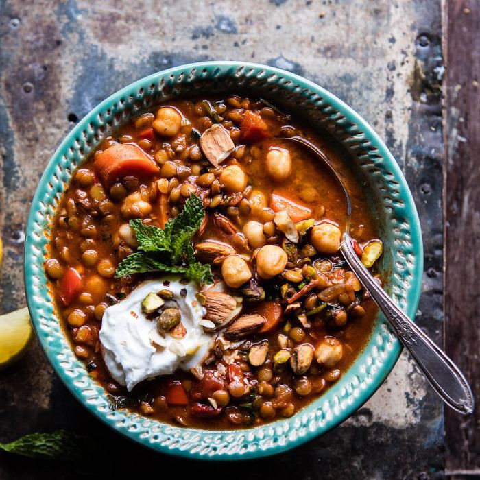 汤豆类特色的碗