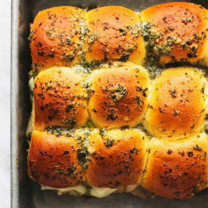 香蒜沙司芝士鸡滑块