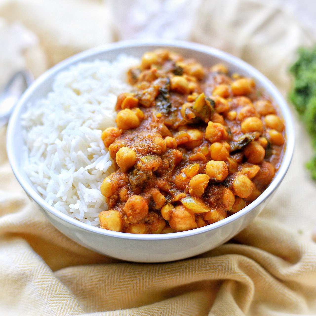 香辣加勒比鹰嘴豆咖喱饭