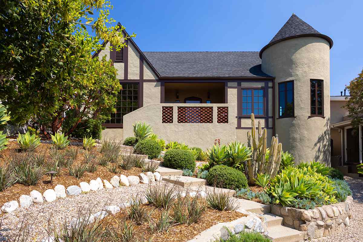 艾米丽Henderson-LA回家