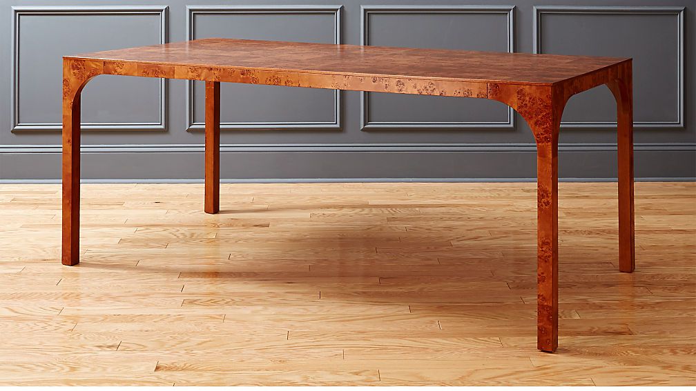 Aqua Viggo Burl餐桌CB2