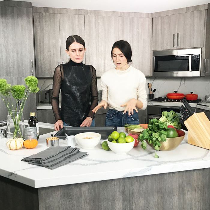 半烤收获创始人Tieghan杰拉德和MyDomaine的萨莎Strebe