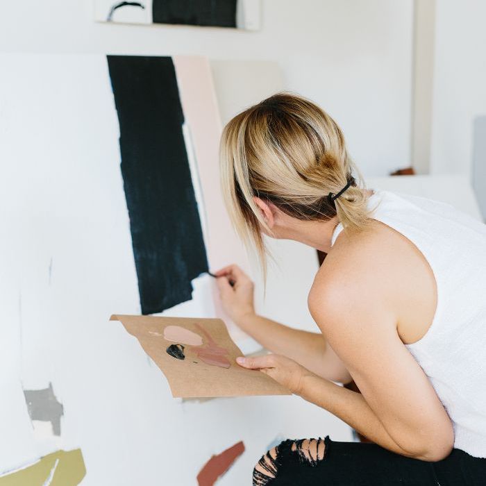 艺术家studio-Holly另外