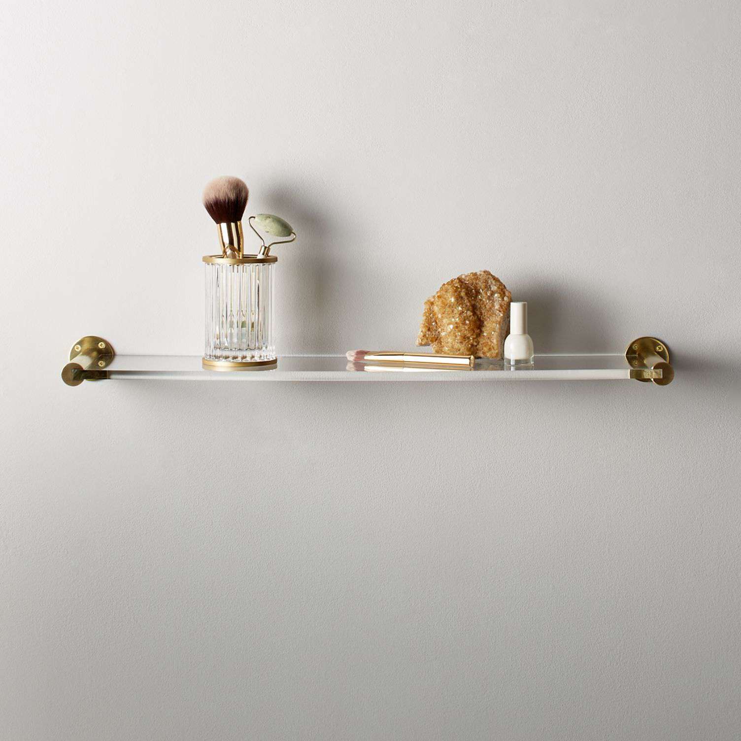 黄铜和丙烯酸壁架，顶部浴室配件。