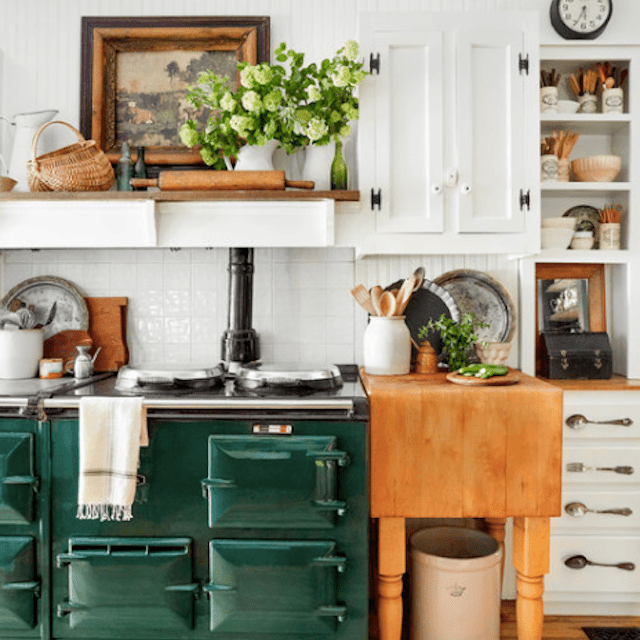 厨房配有屠夫块准备空间