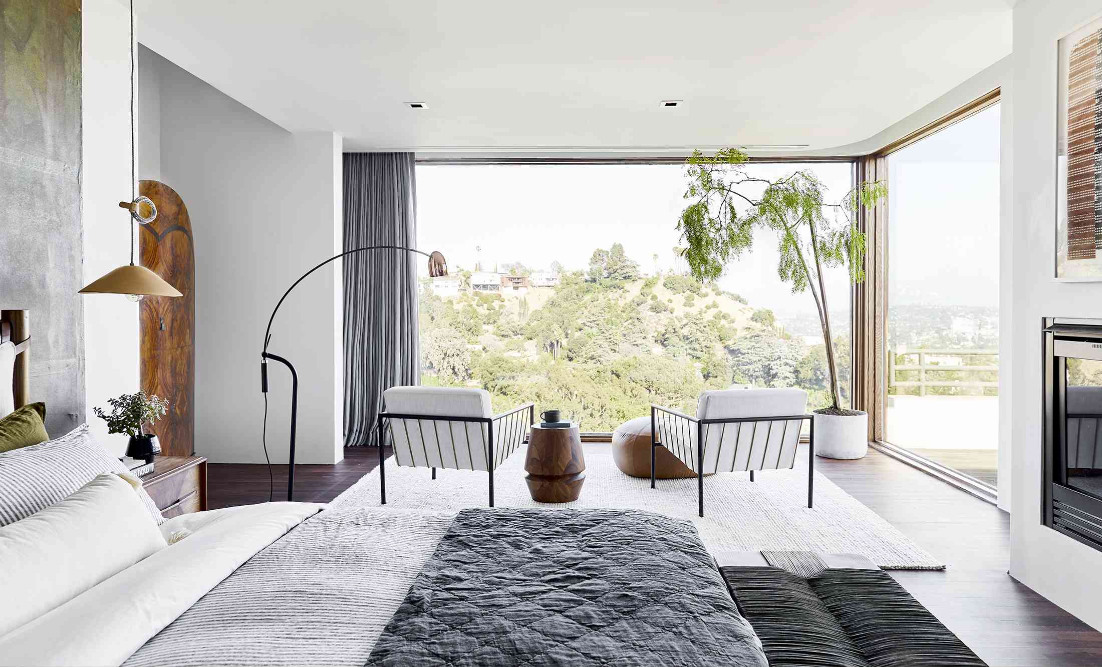 如何睡得更好——有充足自然光线的房间