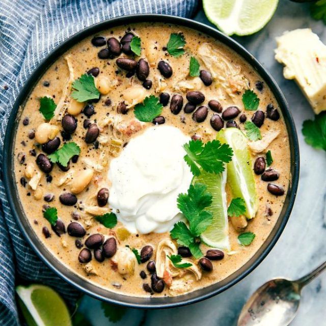 绿色智利鸡肉汤安吉拉卷