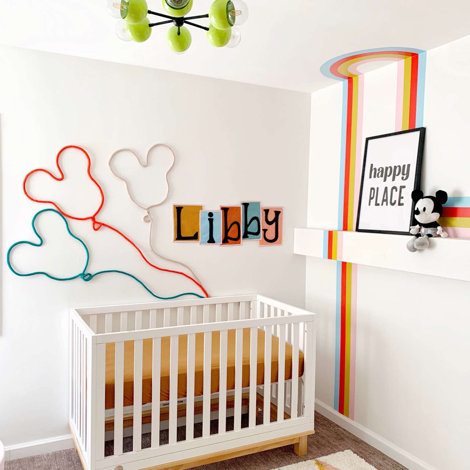 黄绿色颜色托儿所