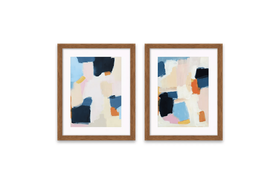 一组用白色垫两个相同的成帧抽象打印。