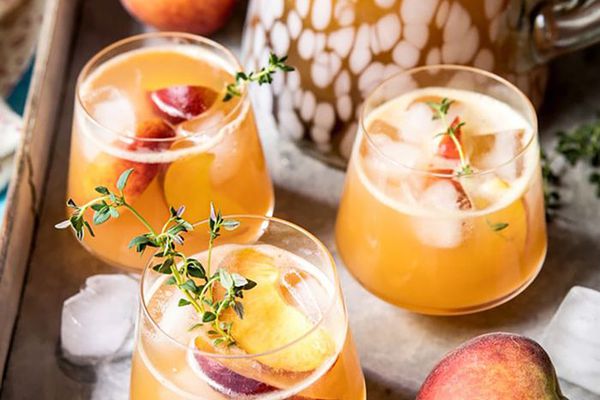 波旁柠檬水大批鸡尾酒