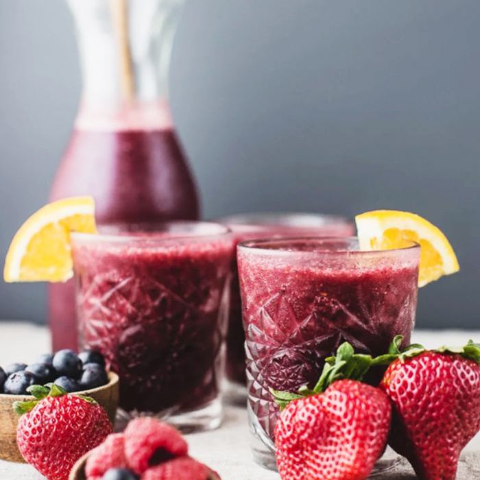 白兰地鸡尾酒 - 混合经典贝瑞桑格利亚