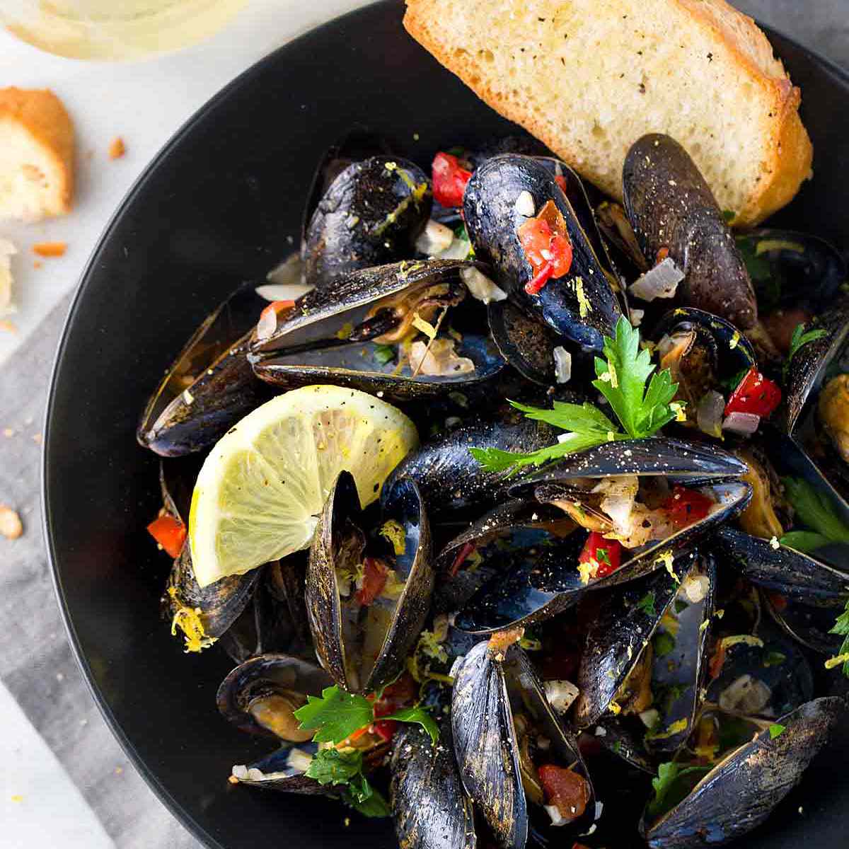 蒸贻贝用剩的酒