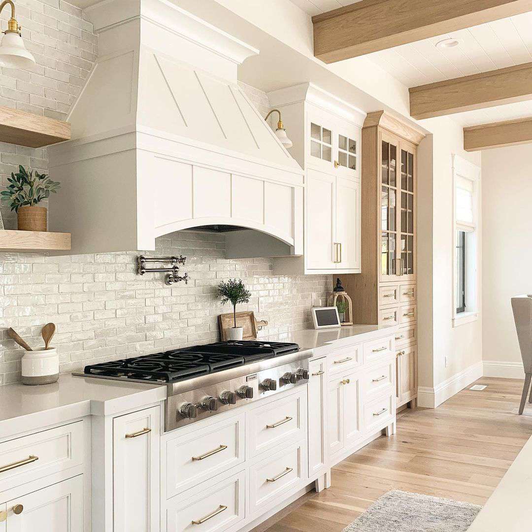 大理石瓷砖厨房