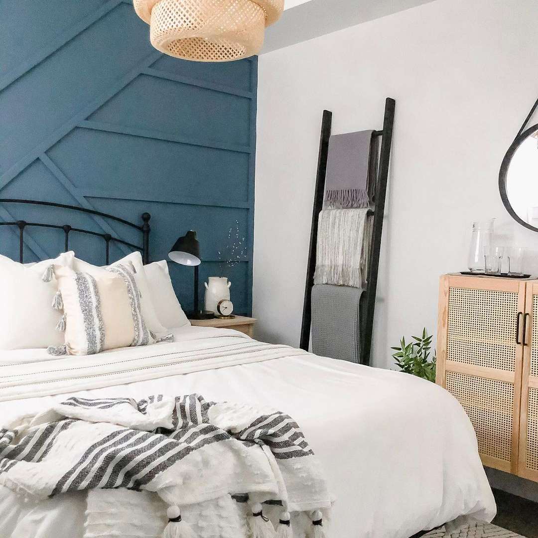 卧室配有挂毯梯