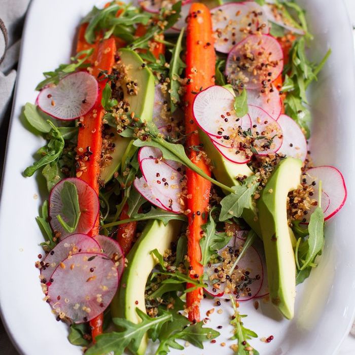 烤孜然胡萝卜，小萝卜，牛油果沙拉