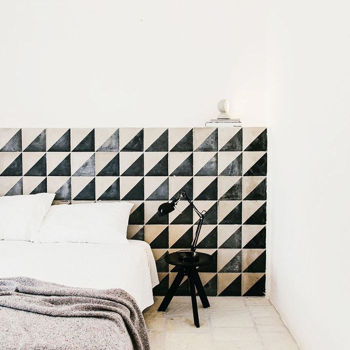 色块使用黑色和白色瓷砖