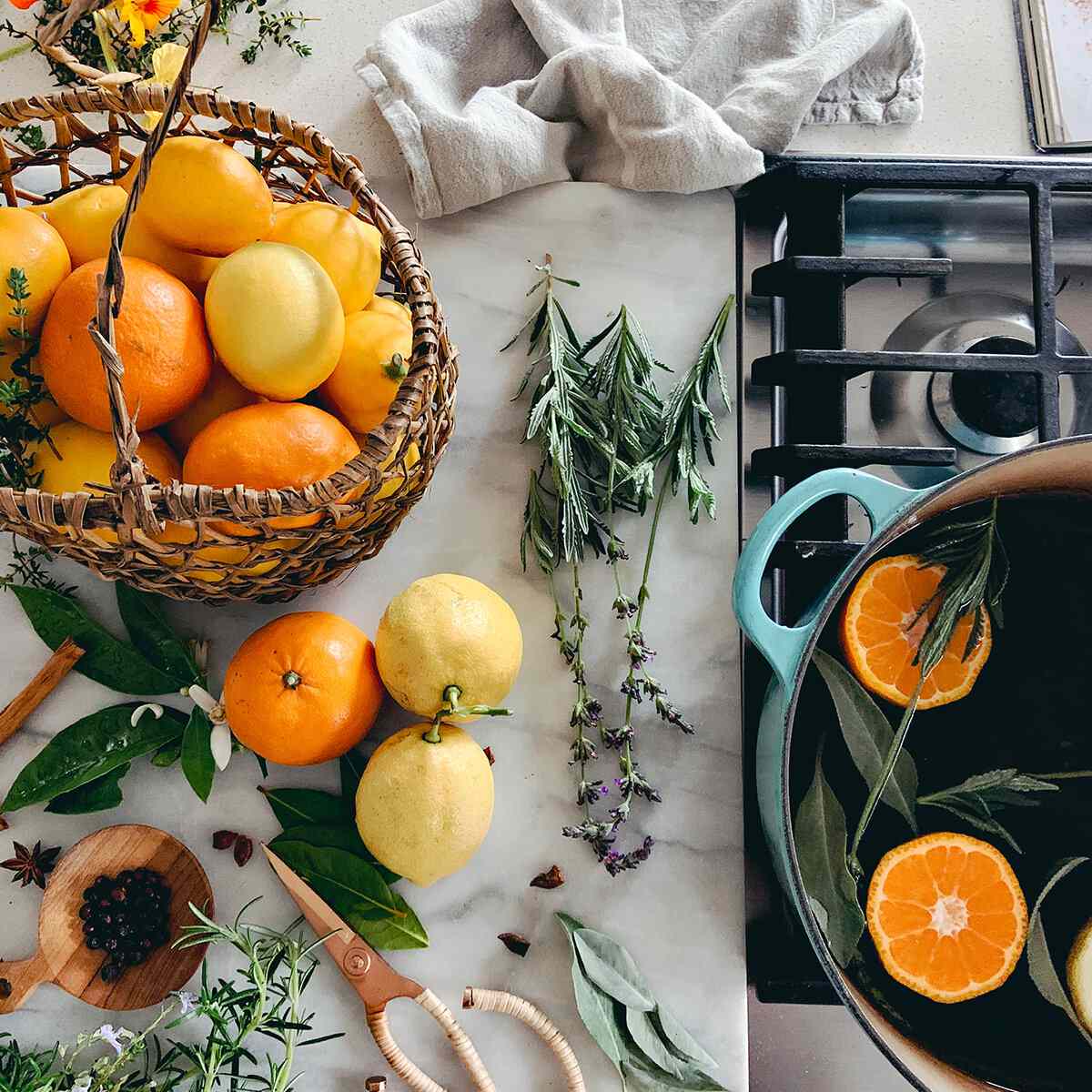 DIY Aromatherapy  - 如何在室内保持草药