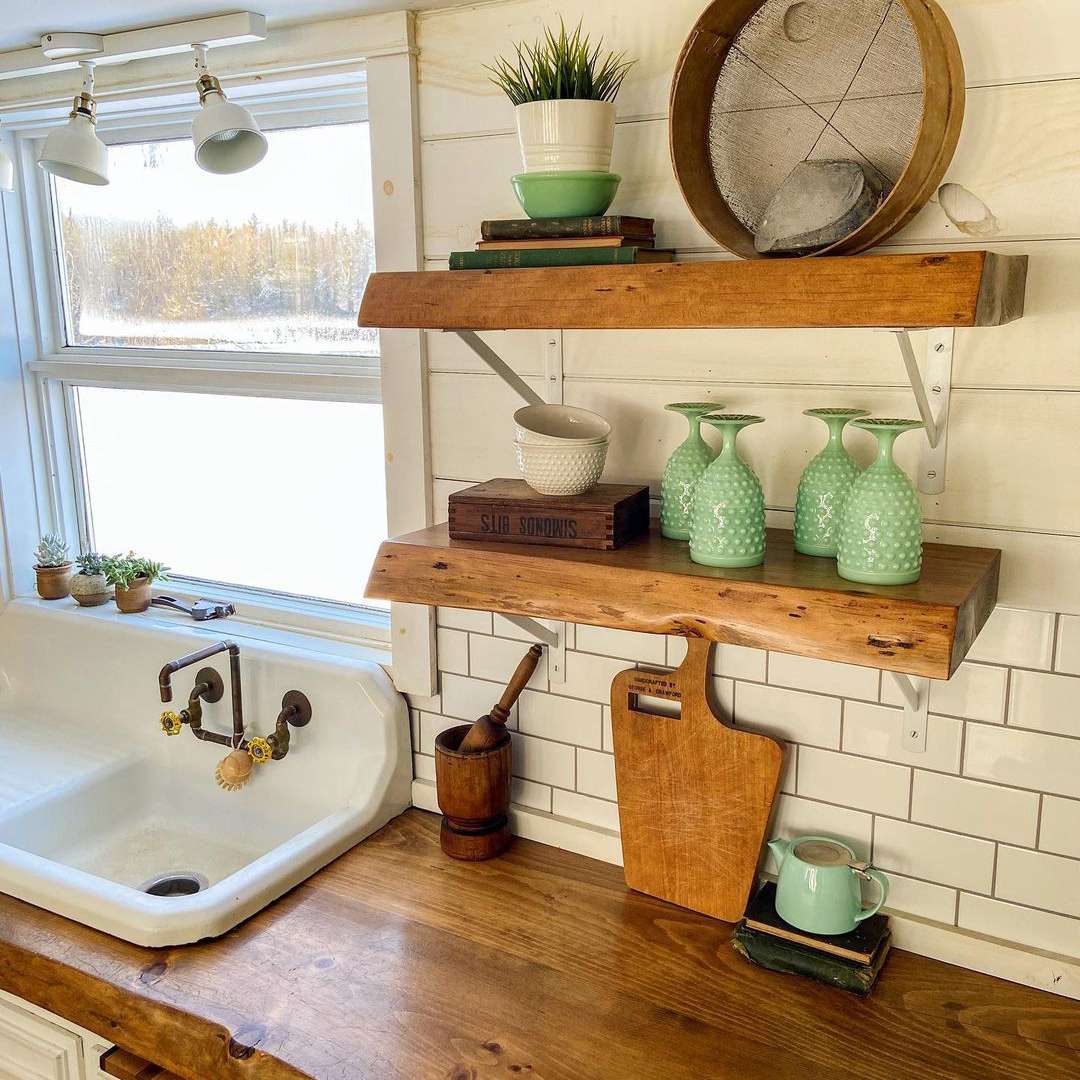 厨房用回收木材台面