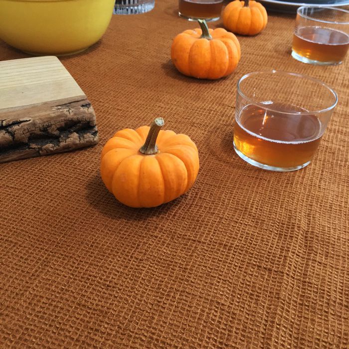 亚麻华夫饼干桌布