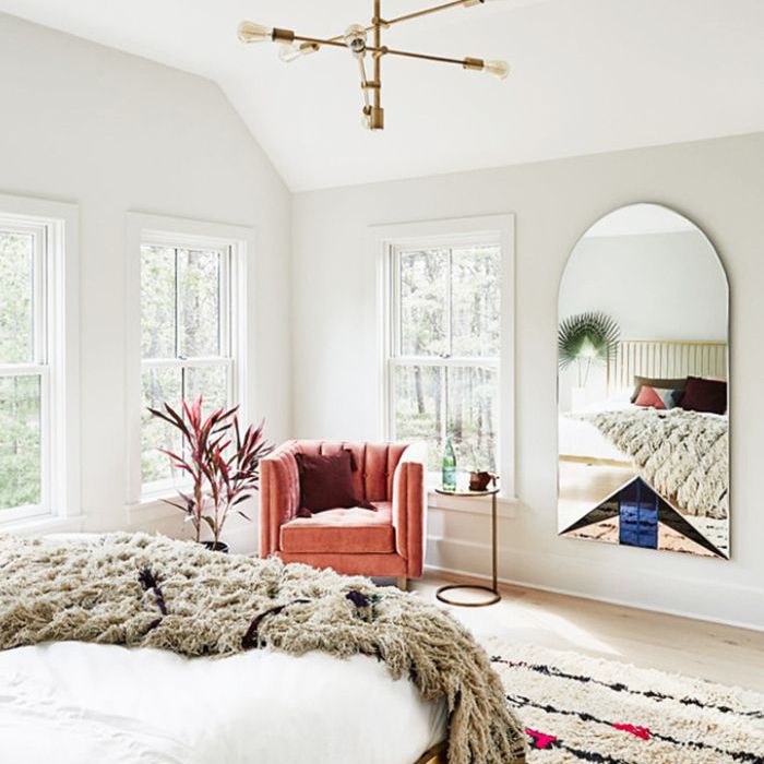 卧室风水，限制镜子放在beddroom内“class=