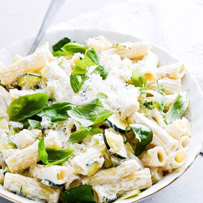 柠檬意大利绿皮西葫芦通心粉