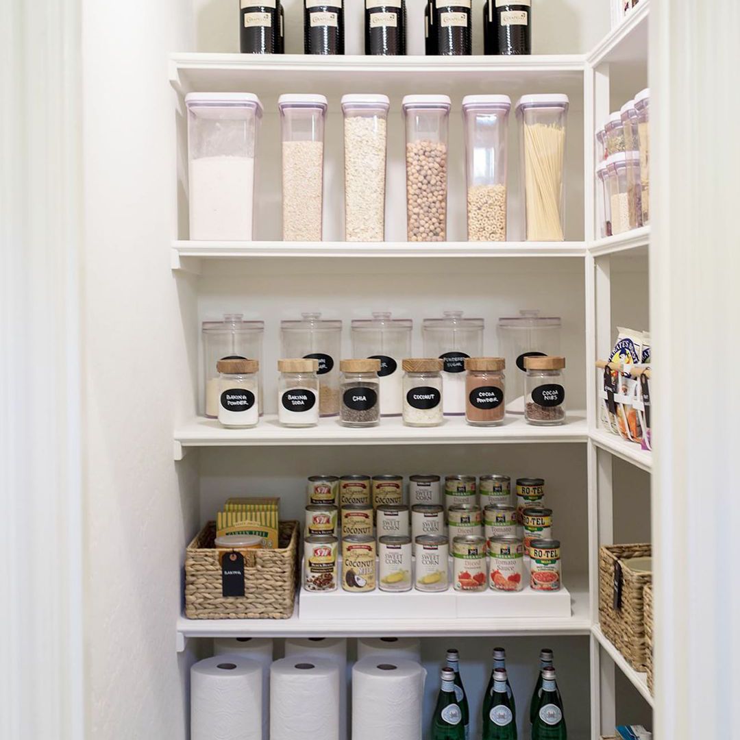 井有条理的食品室