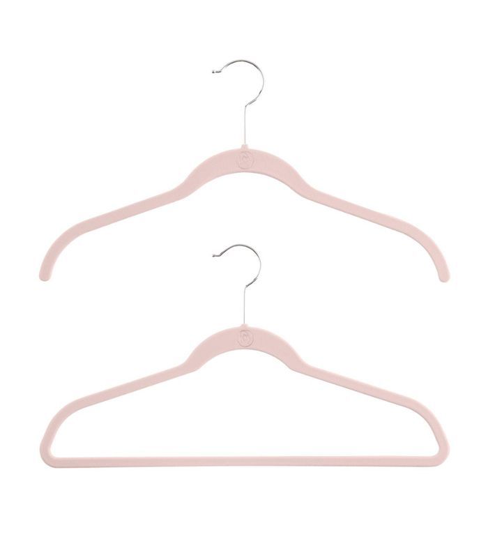 布什可爱的衣架”class=