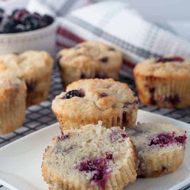 keto blackberry muffins