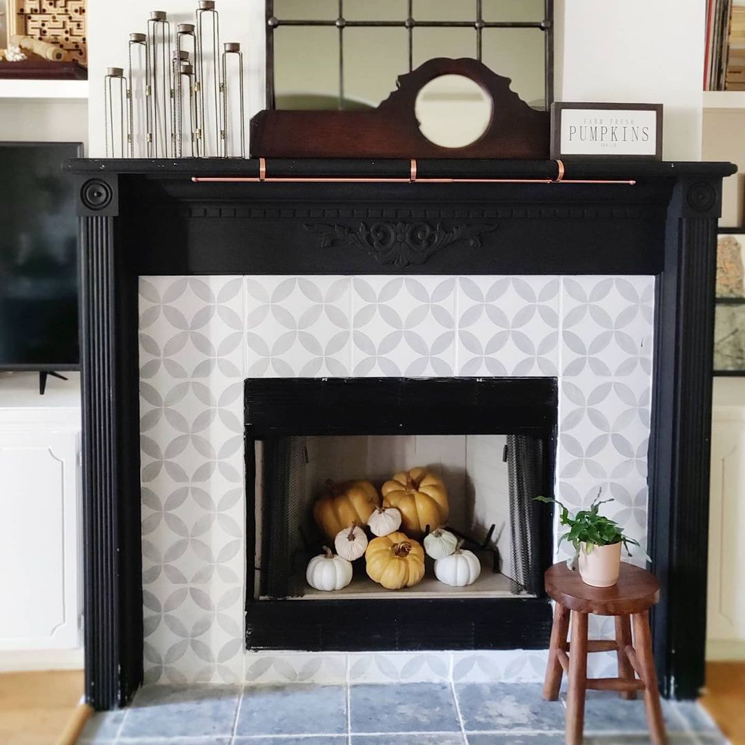 壁炉与南瓜里面