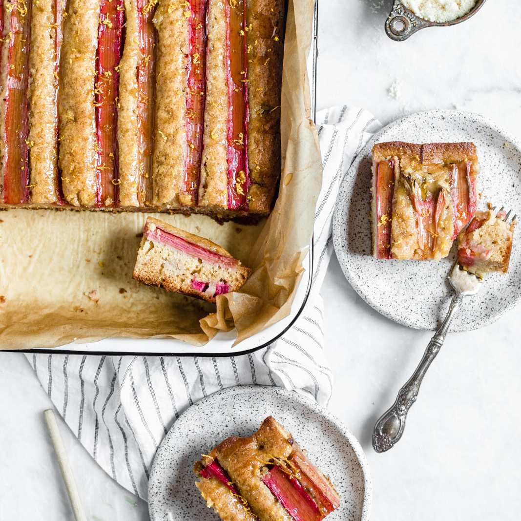 大黄杏仁蜂蜜蛋糕