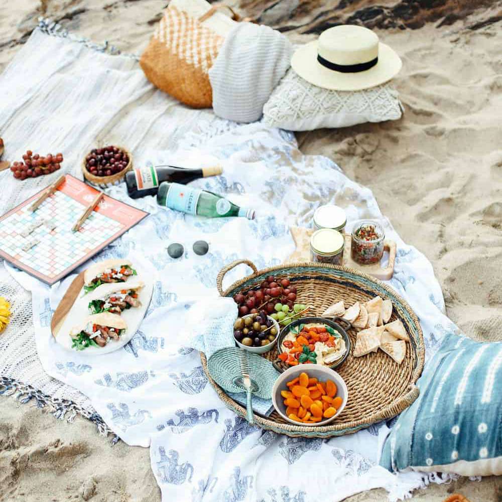 沙滩野餐