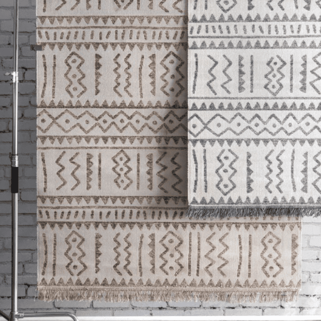 室内/室外带流苏的部落地毯