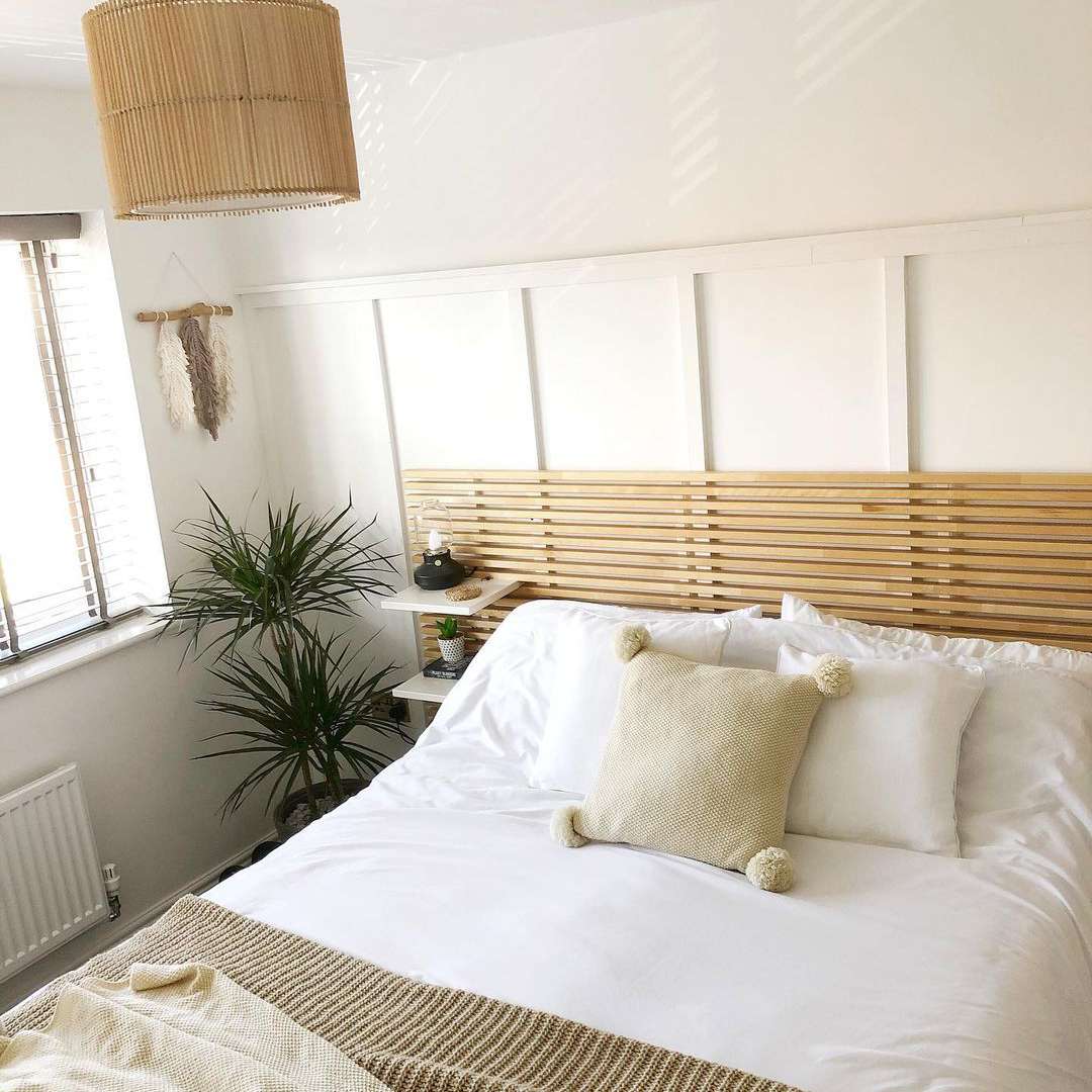 卧室有木和白色元素