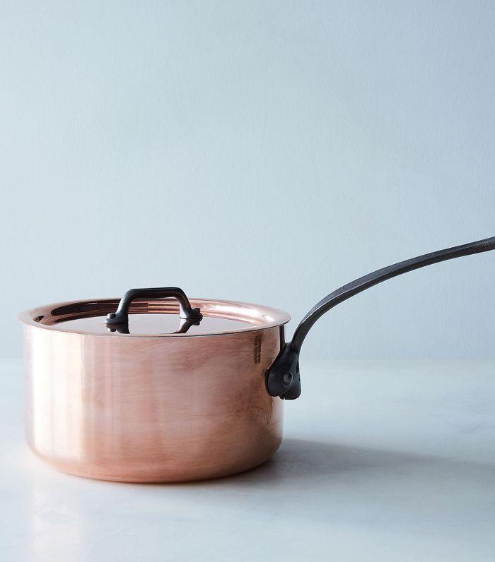 淡紫色M150c2铜酱锅和盖子”class=