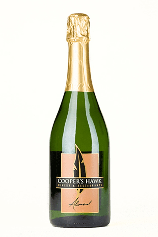 波光粼粼的杏仁酒