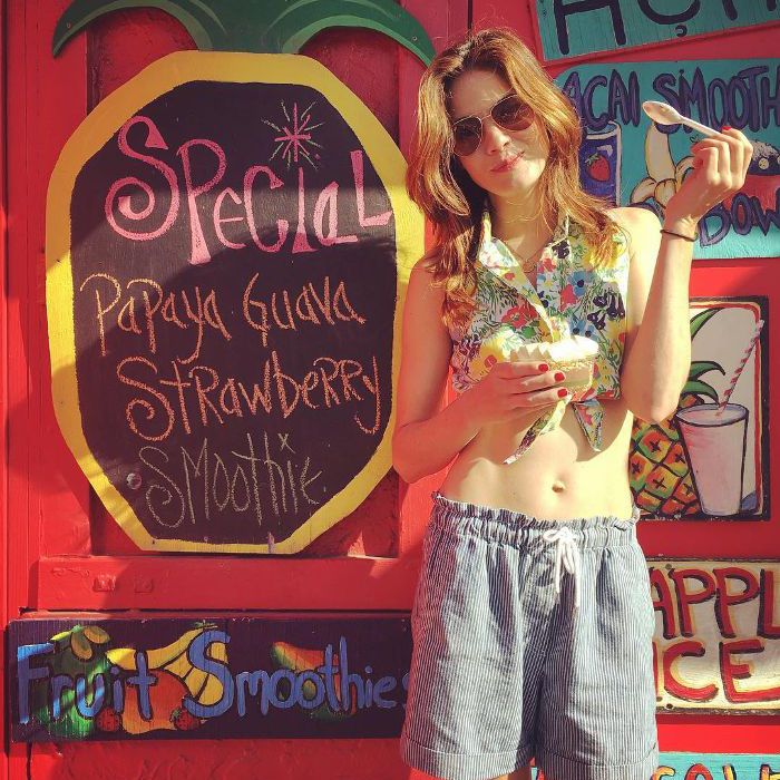 女演员米歇尔莫纳亨