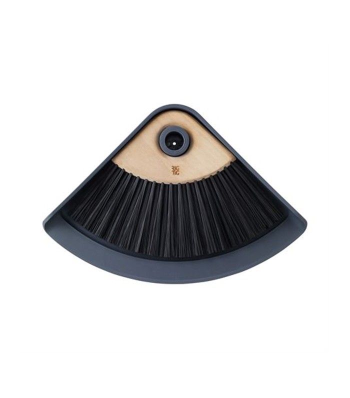 扫它簸箕和扫帚