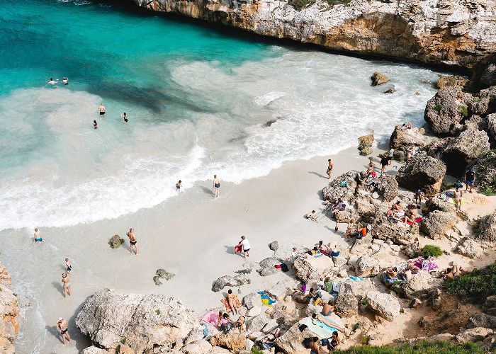 杰西卡韦伯斯特在马略卡岛，西班牙