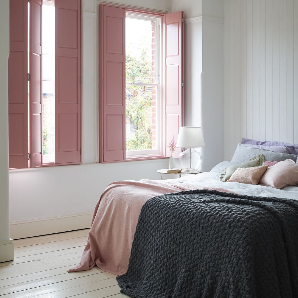 卧室粉红色百叶窗